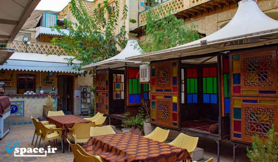 کافی شاپ هتل سنتی نیایش - شیراز