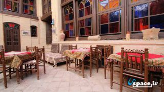 نمای محوطه هتل سنتی نیایش - شیراز